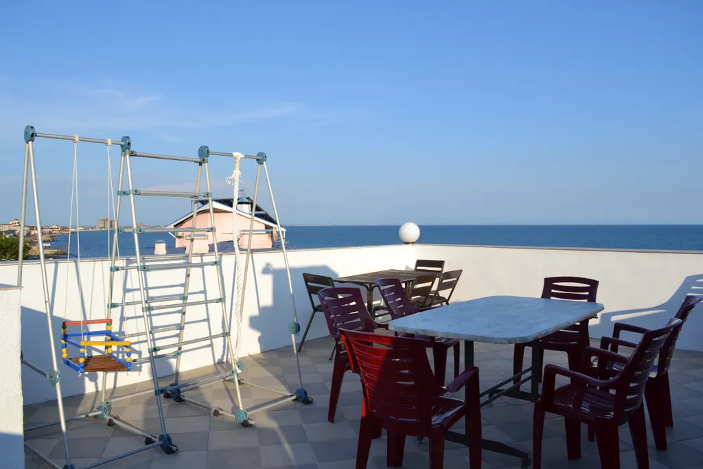 Квартира 2-комнатная Квартира — Евпатория