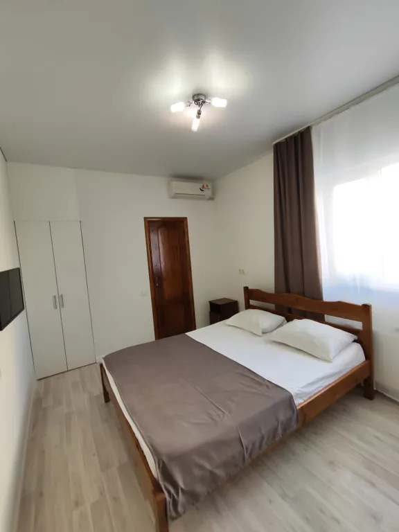 Квартира Квартира Номер в гостевом доме с бассейном, в Голубой бухте — Геленджик