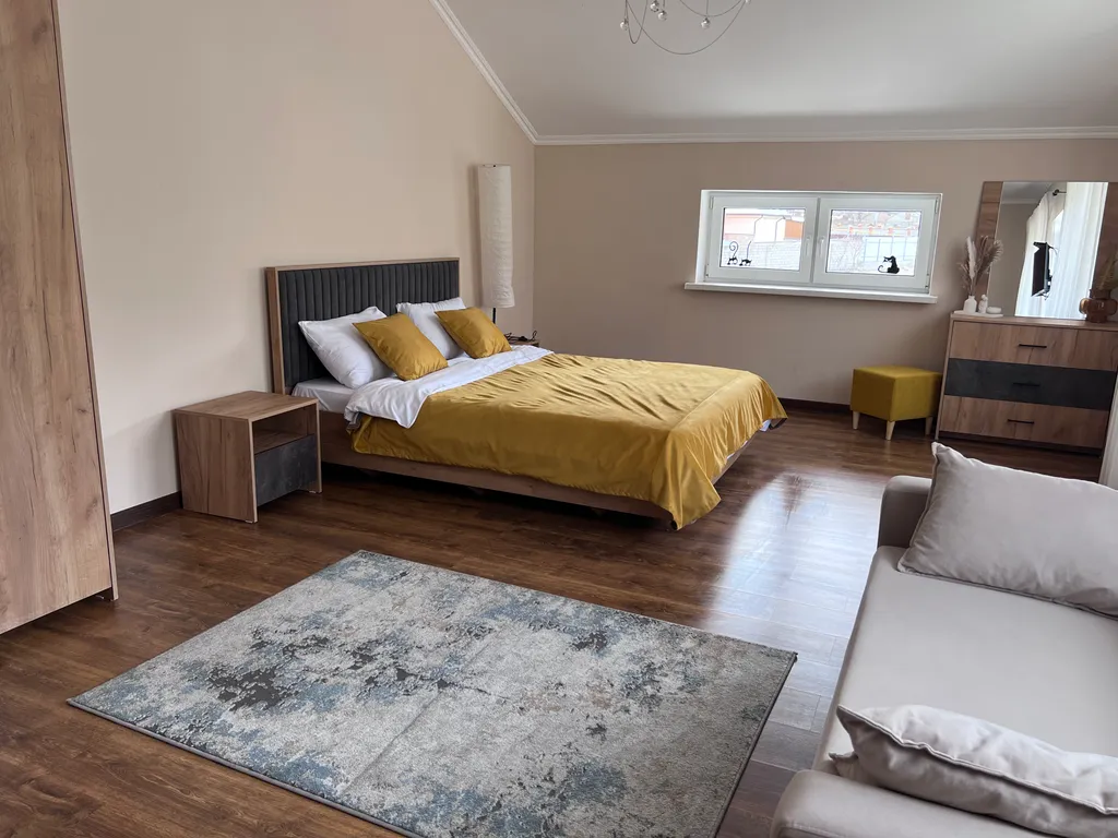 4-комнатный Дом