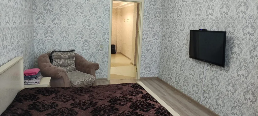 Квартира Квартира Анти-Отель на 4чел. 2комн.кв. 6этаж, код-106 — Махачкала