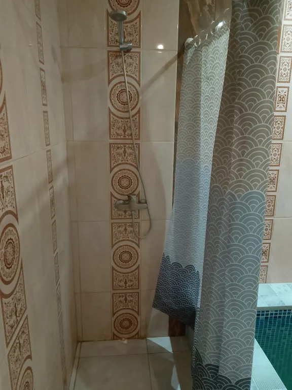 Уютный домик с бассейном