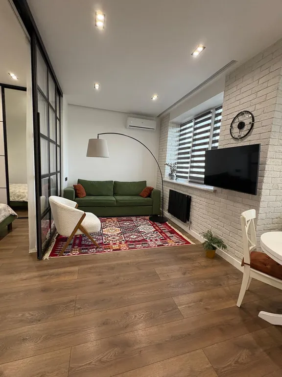 Романтическая квартира с дизайнерским ремонтом