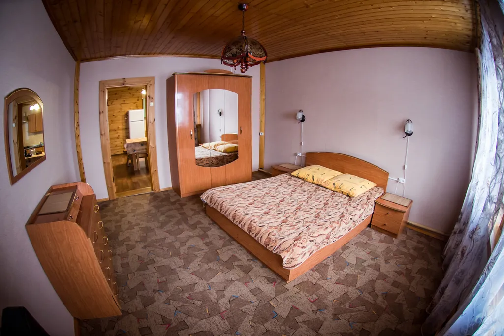 Суздальское подворье с русской баней