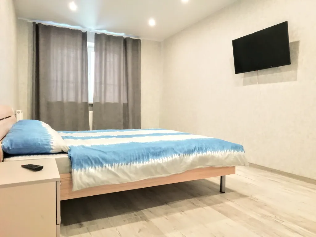 Уютная квартира в новом доме в центре города — аренда посуточно в Калуга