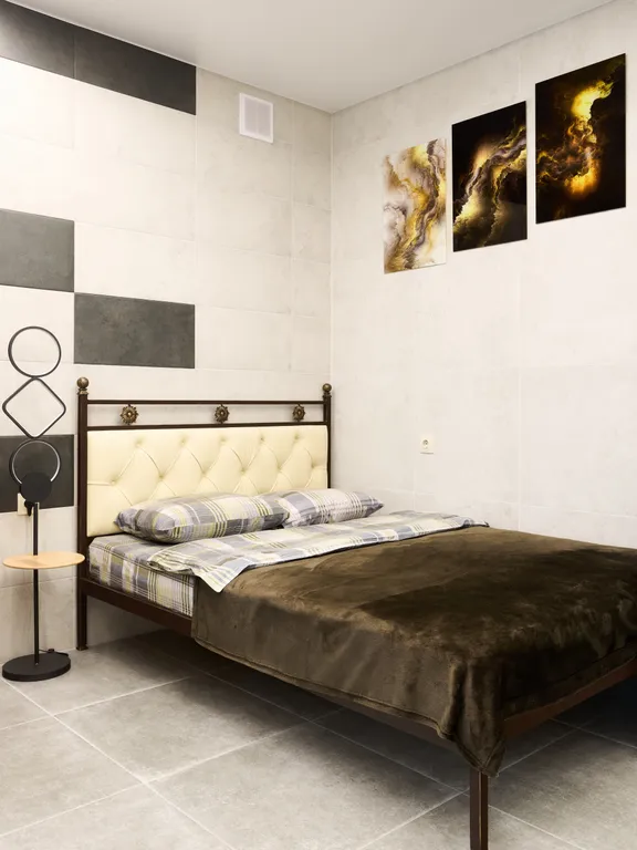 Студия с новым ремонтом (метро 5 минут пешком)