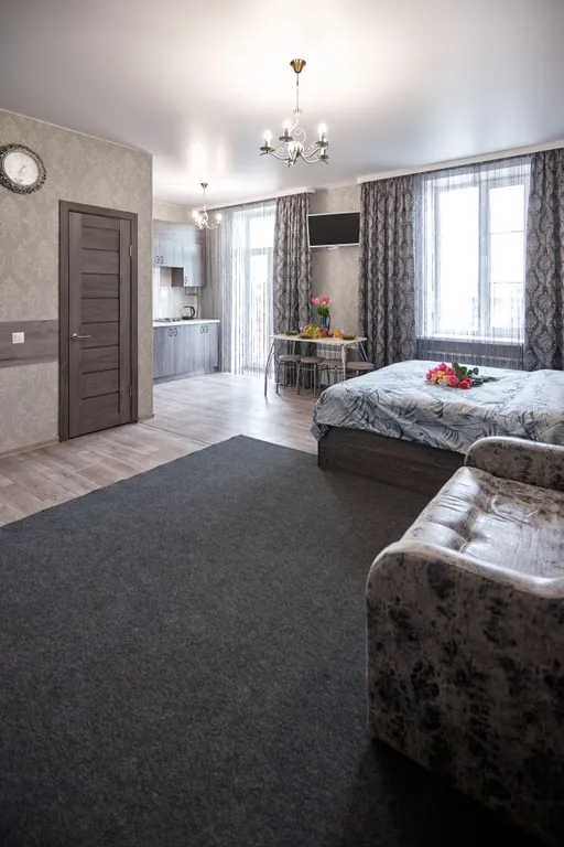 Квартира с 2 балконами, ПАРКОВОЧНЫМ местом и видом на водонапорную баш