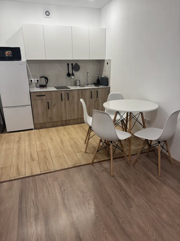 Видовая двушка с качелями и видом на озеро