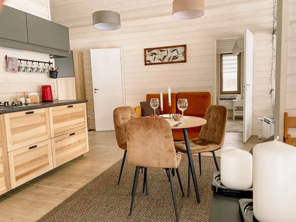 Лисий домик с камином