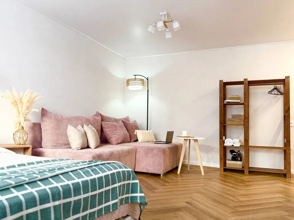 Уютная, дизайнерская квартира в центре города