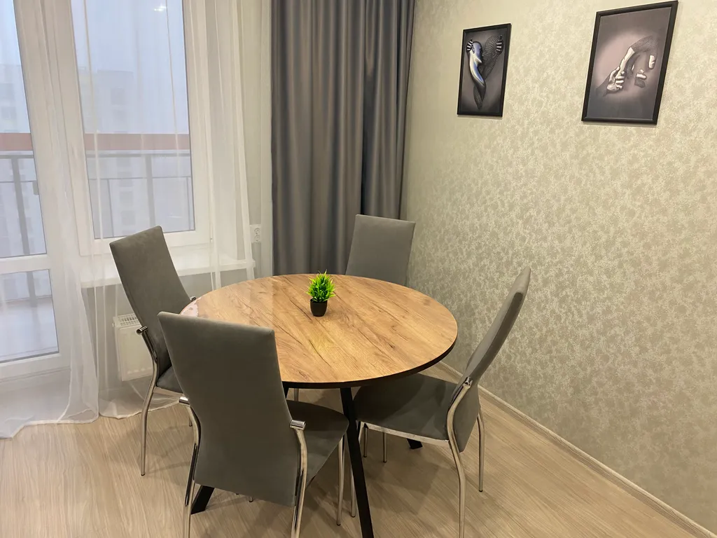 Квартира Просторная квартира в престижном районе города — Великий Новгород