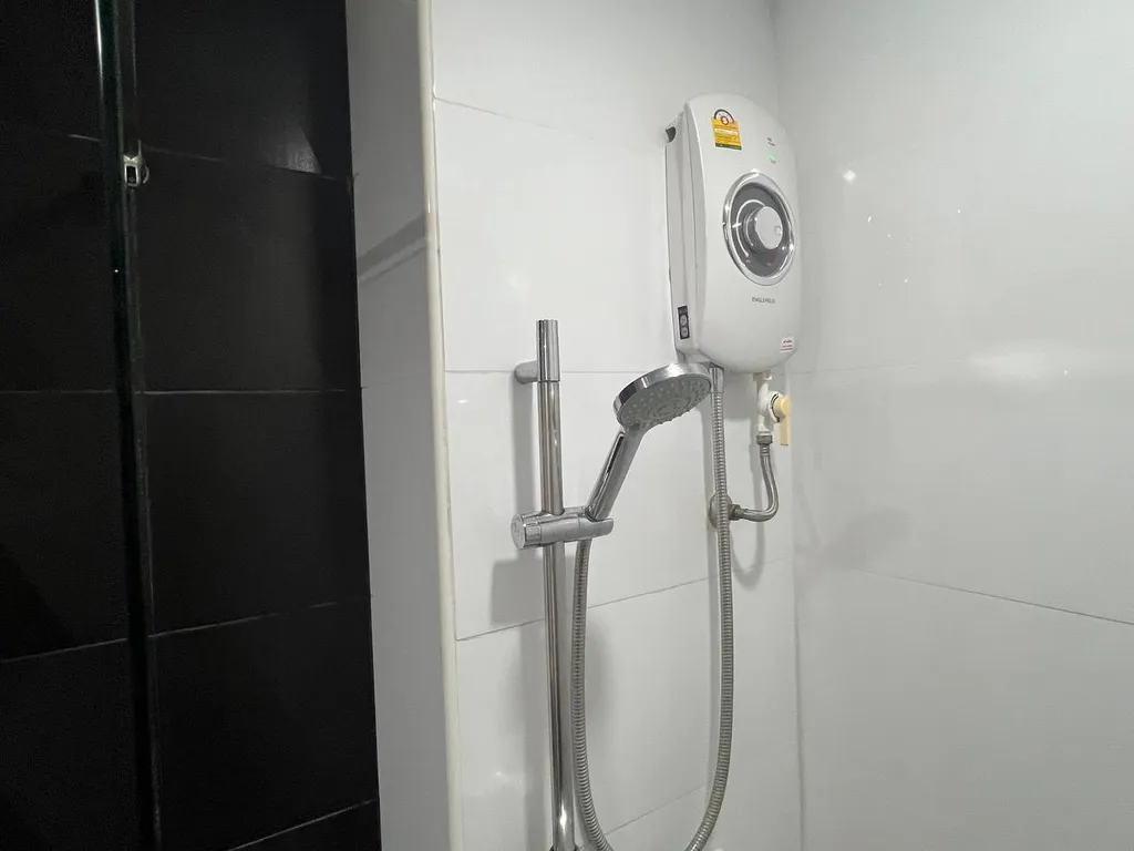 Ката, студия после ремонта с красивым видом на горы, 5 этаж