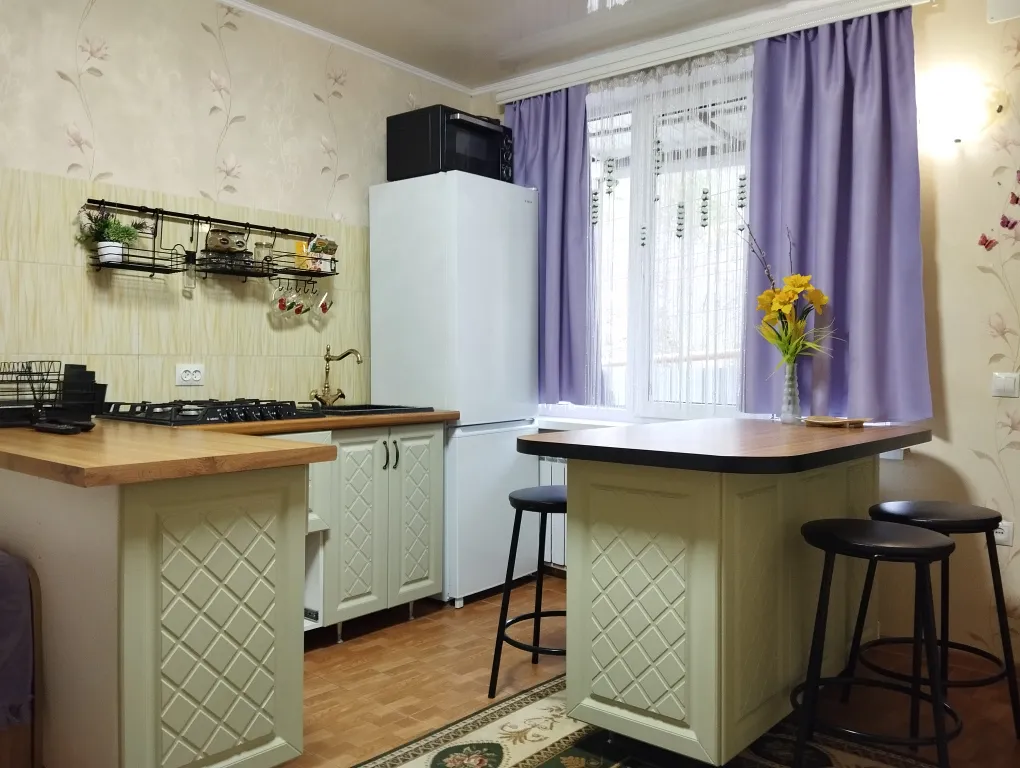 Дом у подножия горы Медовая