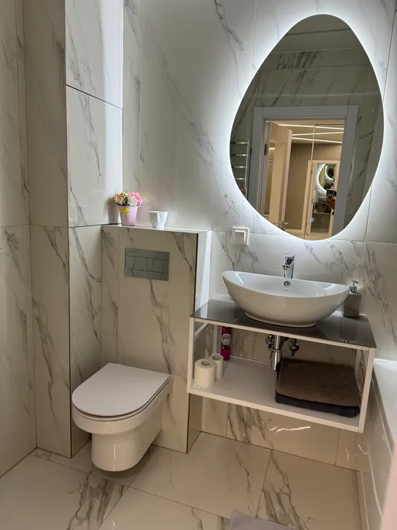 Зеркальные апартаменты