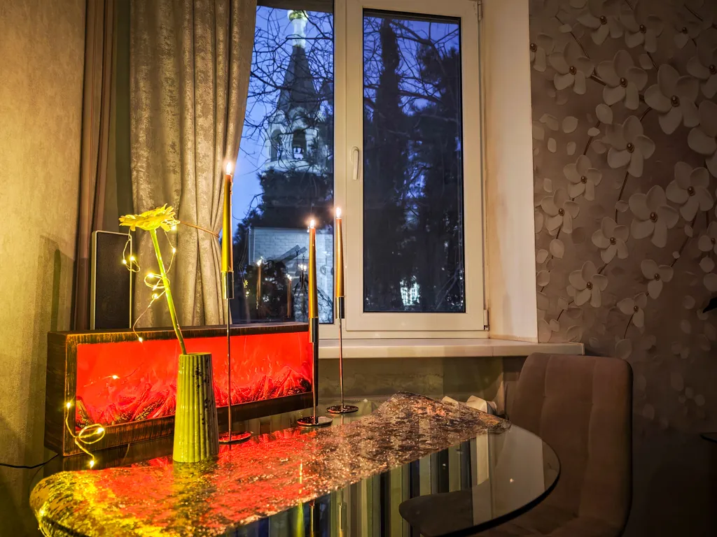 Квартира Квартира Счастье жить в Севастополе в самом центре с видом на Покровский собор — Севастополь