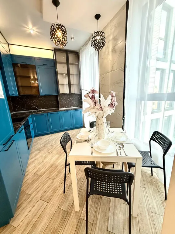 Трехкомнатные апартаменты на Гостином дворе