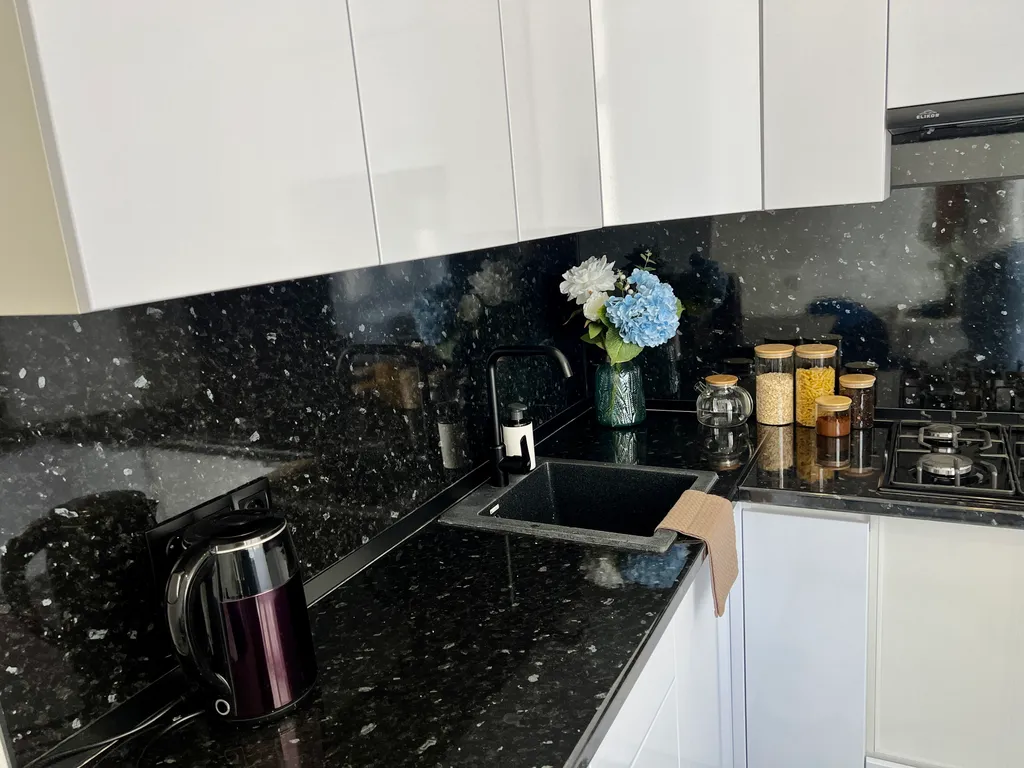 Элегантная квартира в ЖК Российский рядом со сквером и фонтаном