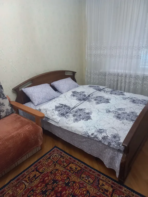 Уютная квартира с отличной локацией — аренда посуточно в Владикавказ