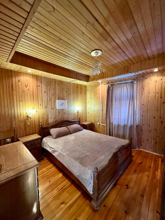 Уютный дом с камином