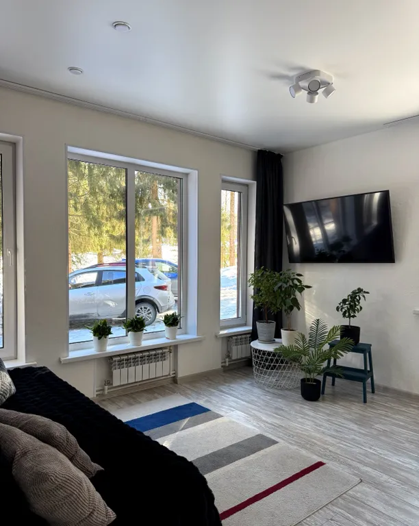 3-комнатный благоустроенный дом на берегу залива, 20 минут от города