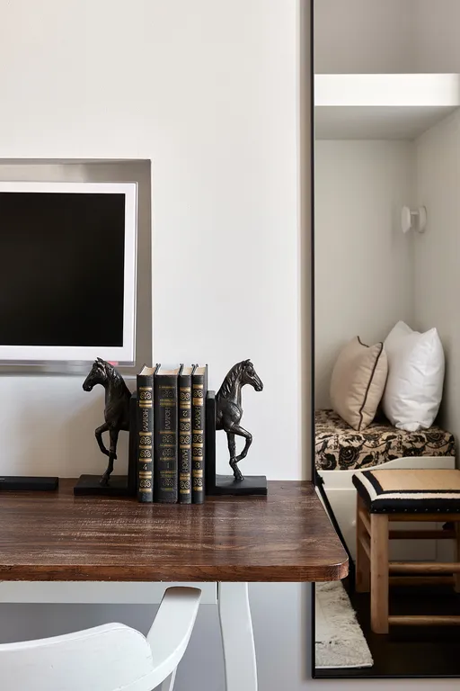 Квартира 4-комнатная Квартира — Санкт-Петербург