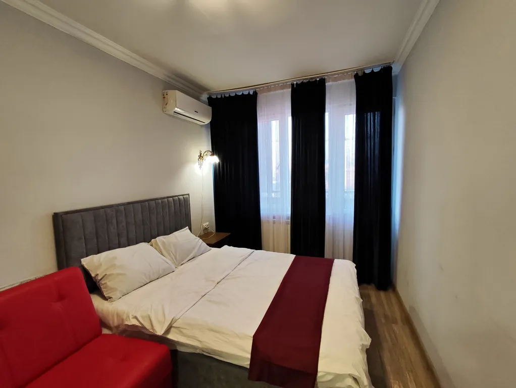 Квартира Апарт-отель Площадь Республики — аренда посуточно в Ереван