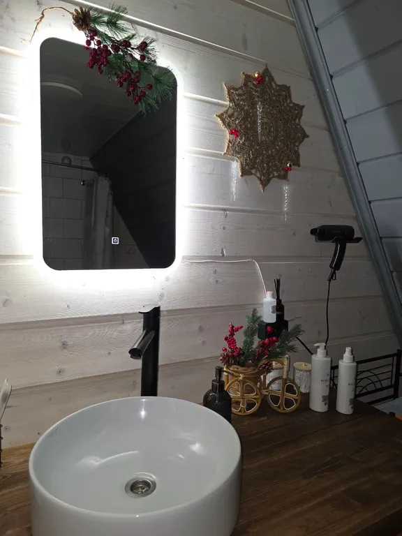 Треугольный дом шале