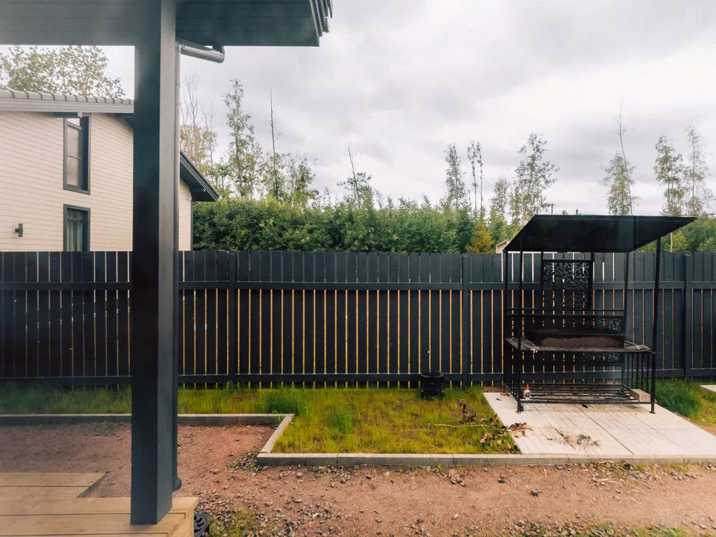 Дом с видом на озеро