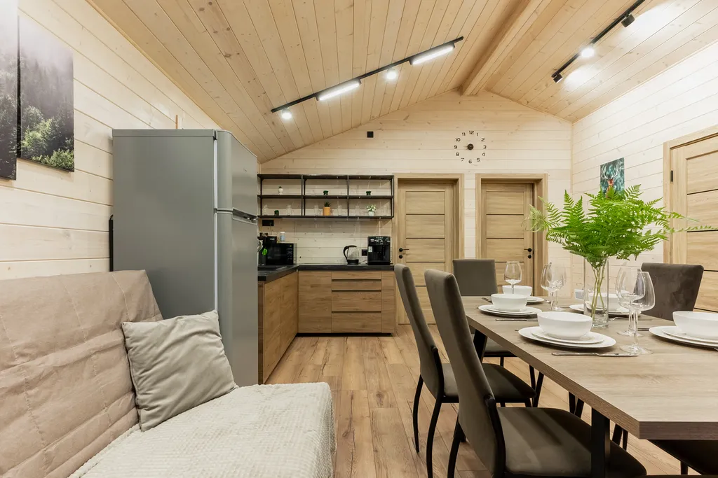 2-комнатный коттендж на границе с лесом, 69м²