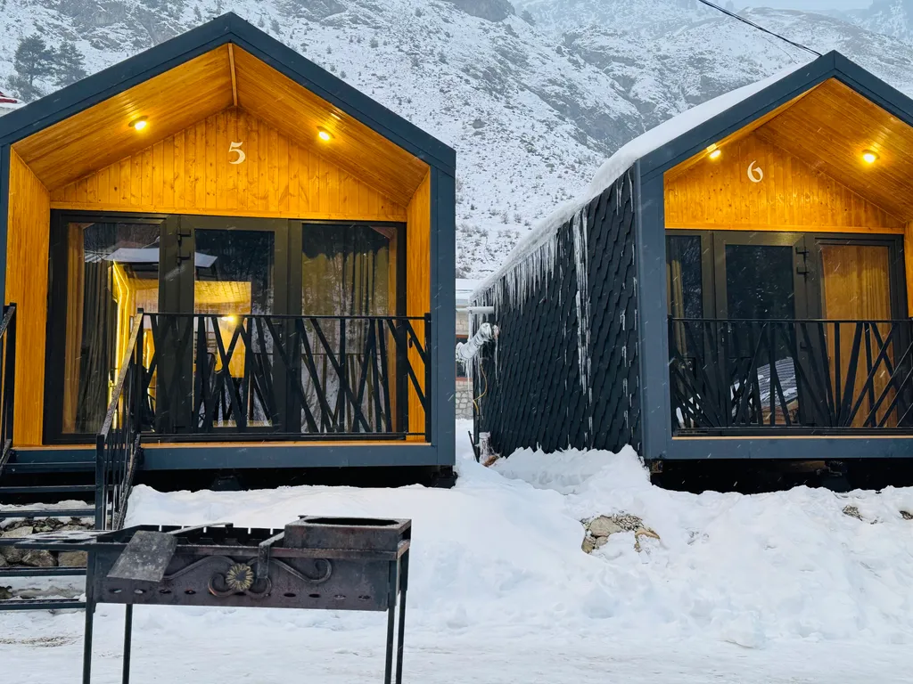 Дом с видом на сказочный лес