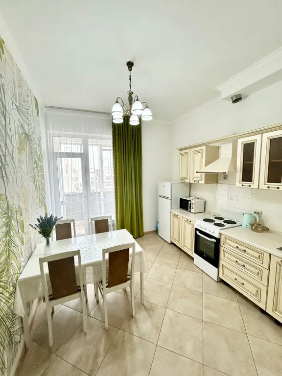 Уютная квартира около Expo и Mega Silkway