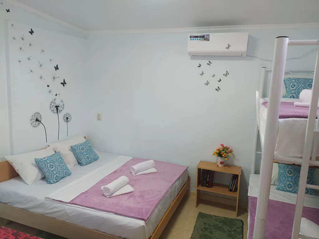 Квартира Апартаменты с кухней — аренда посуточно в Ейск