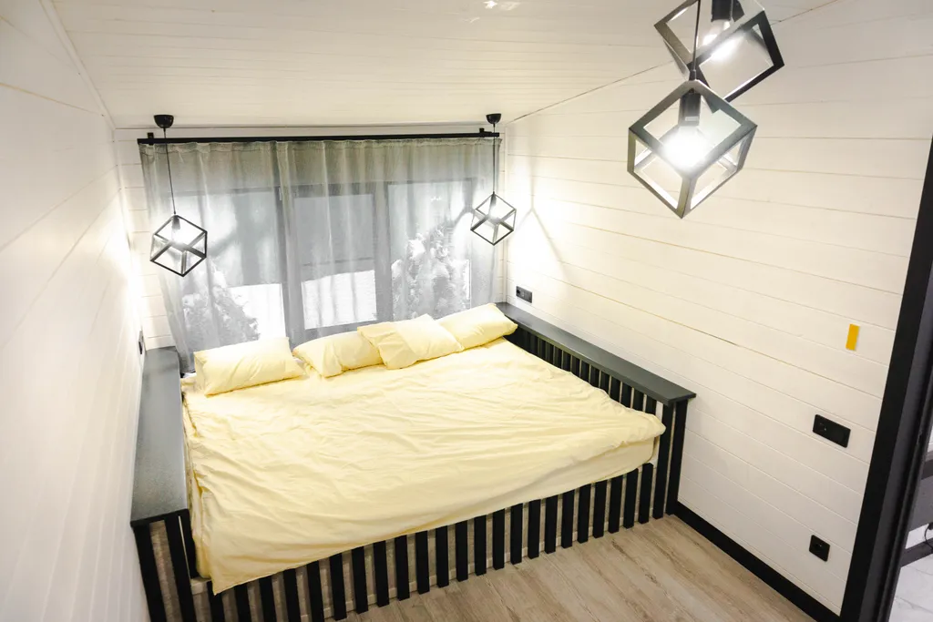 Атмосферный дом с чаном