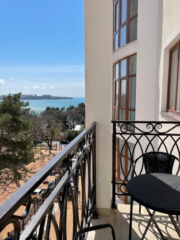 Апартамент с видом на море