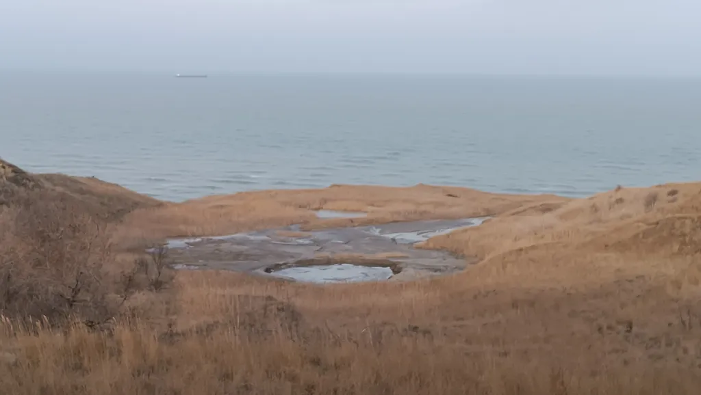 Коттедж Дом из бруса на участке 6 соток — Кучугуры