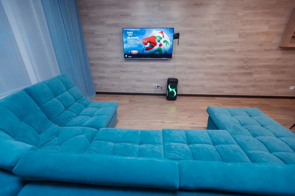 Большой дом с видом на горы