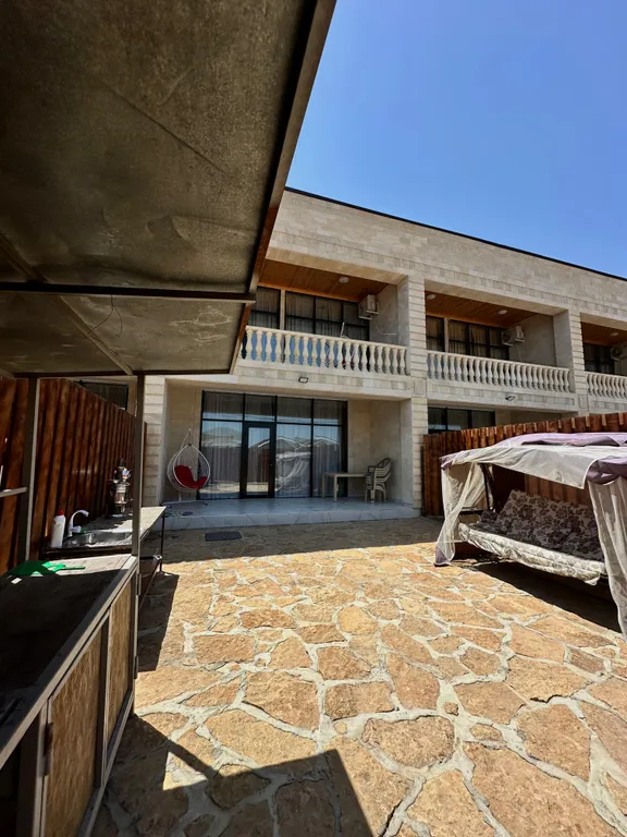 Уютный 2-этажный дом на берегу моря со всеми удобствами