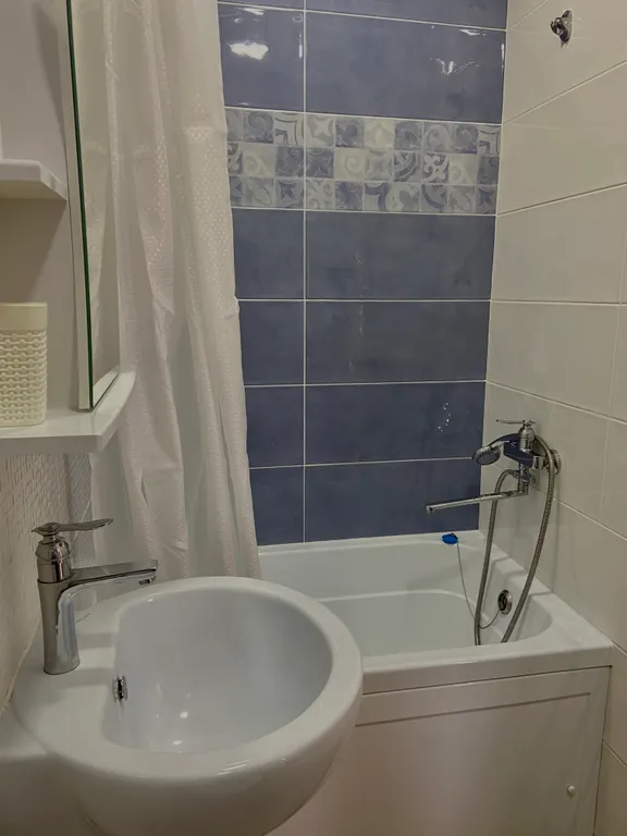 4-комнатный Дом