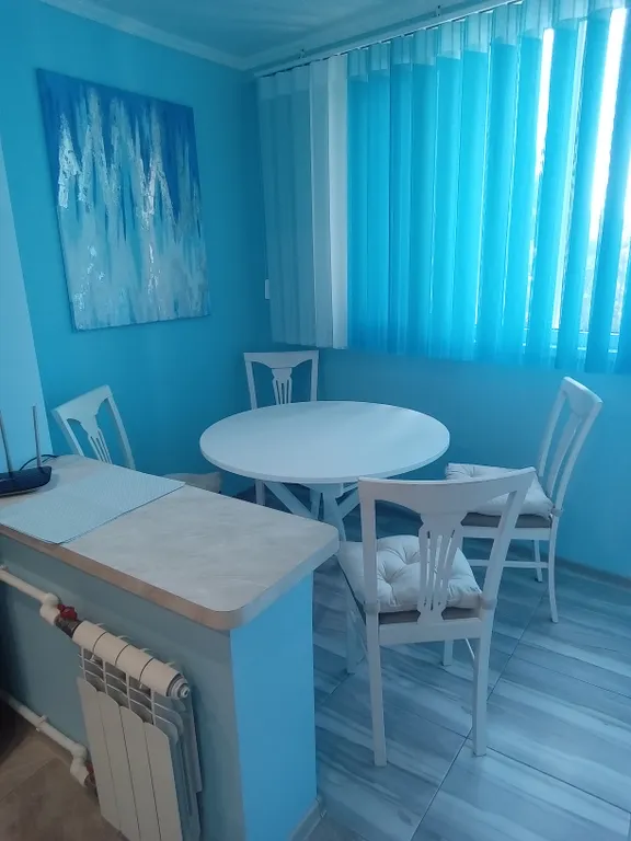 Просторная квартира центр города с видом на море и горы