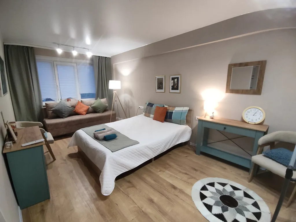 Квартира Современная однокомнатная квартира недалеко от центра — Великий Новгород