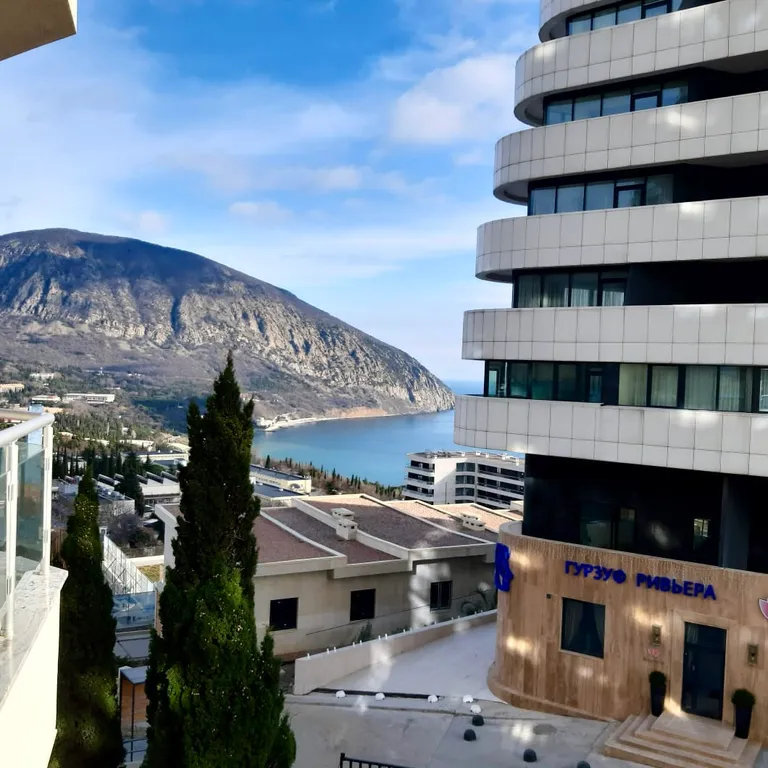 Апартамент с видом на море в ЖК Шато Лувр