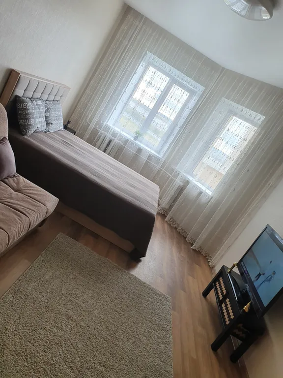 Уютная квартира в центре с видом на реку — аренда посуточно в Сургут