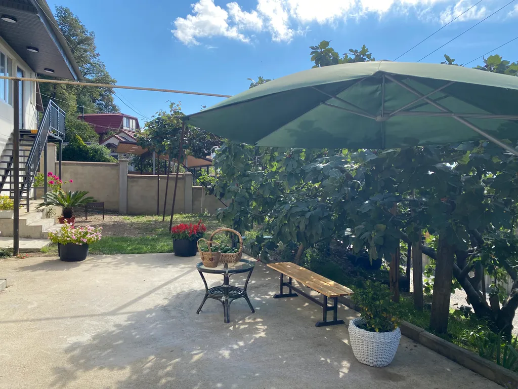 Коттедж Уютный дом на холме с красивыми видами на море, олимпийские объект — Сочи