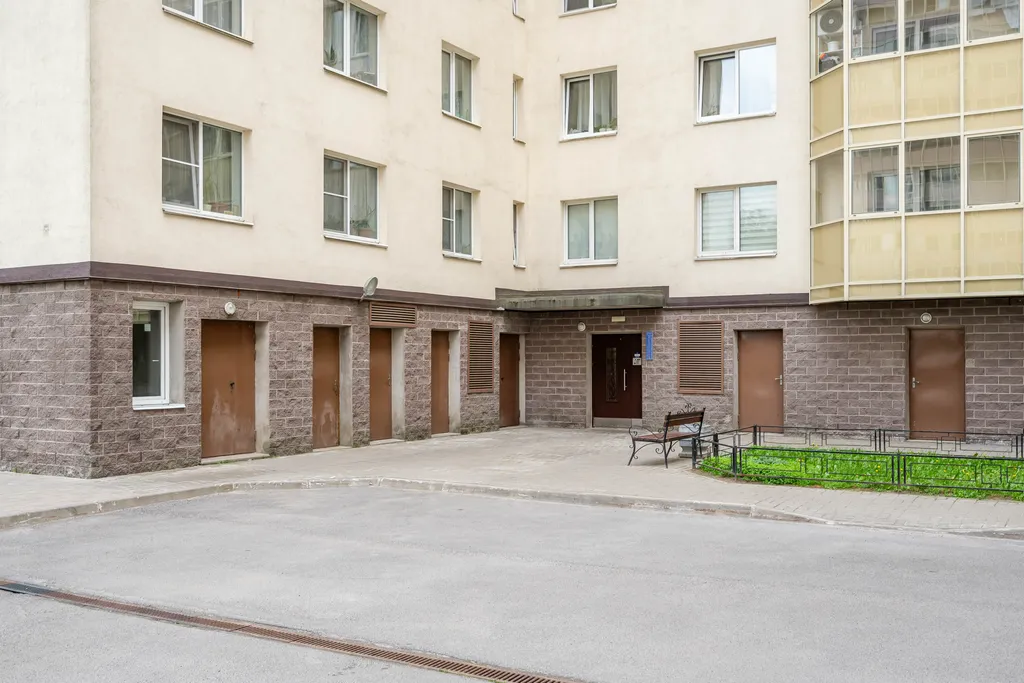 Квартира Апартаменты 4-х местные  СуткиЛайв у метро Пролетарская — Санкт-Петербург