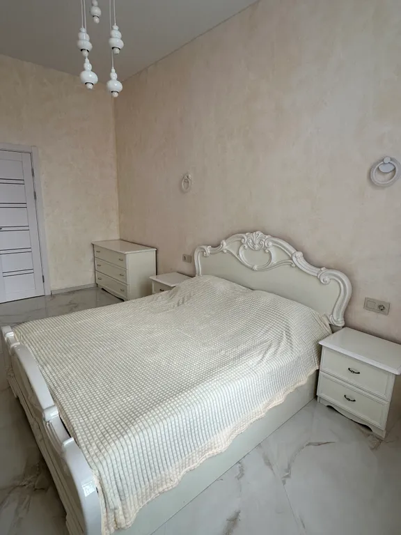 Просторная, светлая двухкомнатная квартира