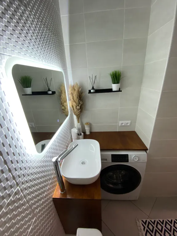 Красивая, новая, уютная студия недалеко от моря