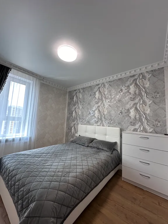 Уютная двухкомнатная квартира рядом с ТЦ Планета и Аквапарком