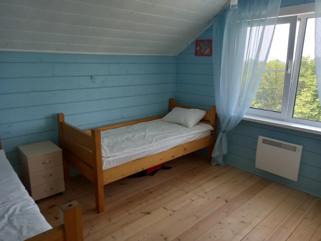 Дом с бассейном и баней