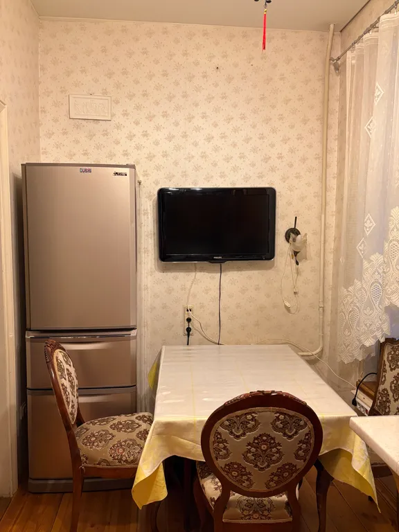 Квартира Квартира в доме-памятнике — Санкт-Петербург
