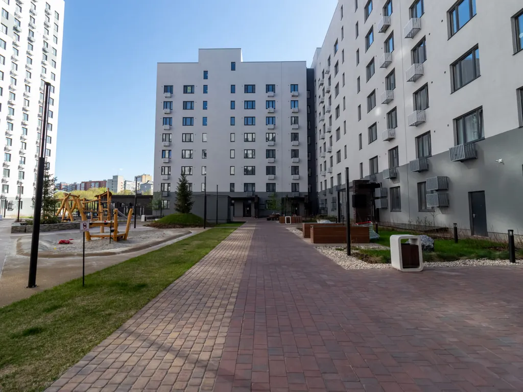 Квартира 2-комнатная Квартира — Тюмень