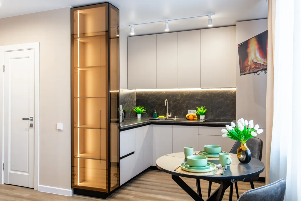 Дизайнерская студия в доме бизнес-класса